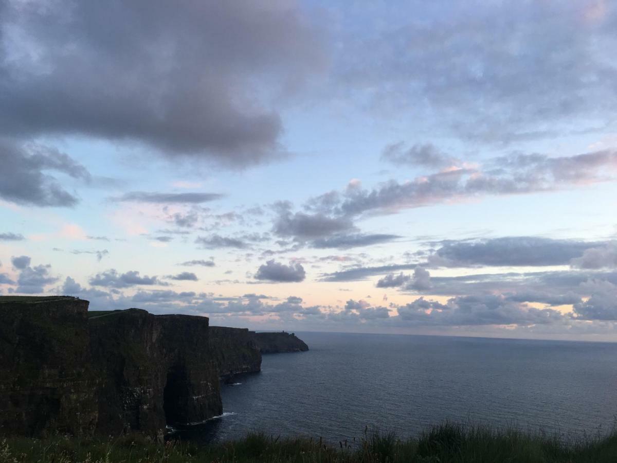 Conway'S Cottage With Sea View Nestling By Cliffs-Of-Moher Liscannor Ngoại thất bức ảnh